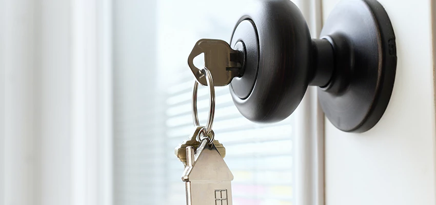 Bifold Door Knob Replacement in San Ramon, California